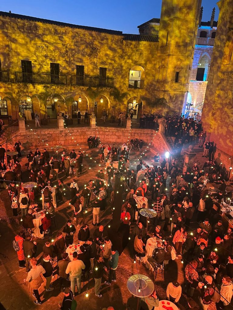 Pueblo Español